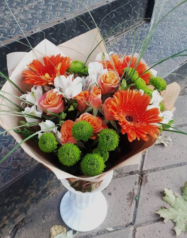 Букет цветов из: Герберы, Хризантемы, Альстромерии и Розы в Шипицыно