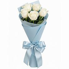 Букет 5 Белых роз Проуд в Шипицыно