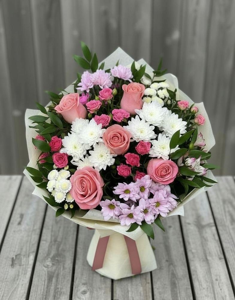 Букет цветов из: Альстромерии, Гвоздики, Розы и Хризантемы в Шипицыно