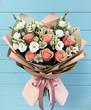 Букет цветов из:  Розы, Альстромерии и Лизиантусы в Шипицыно