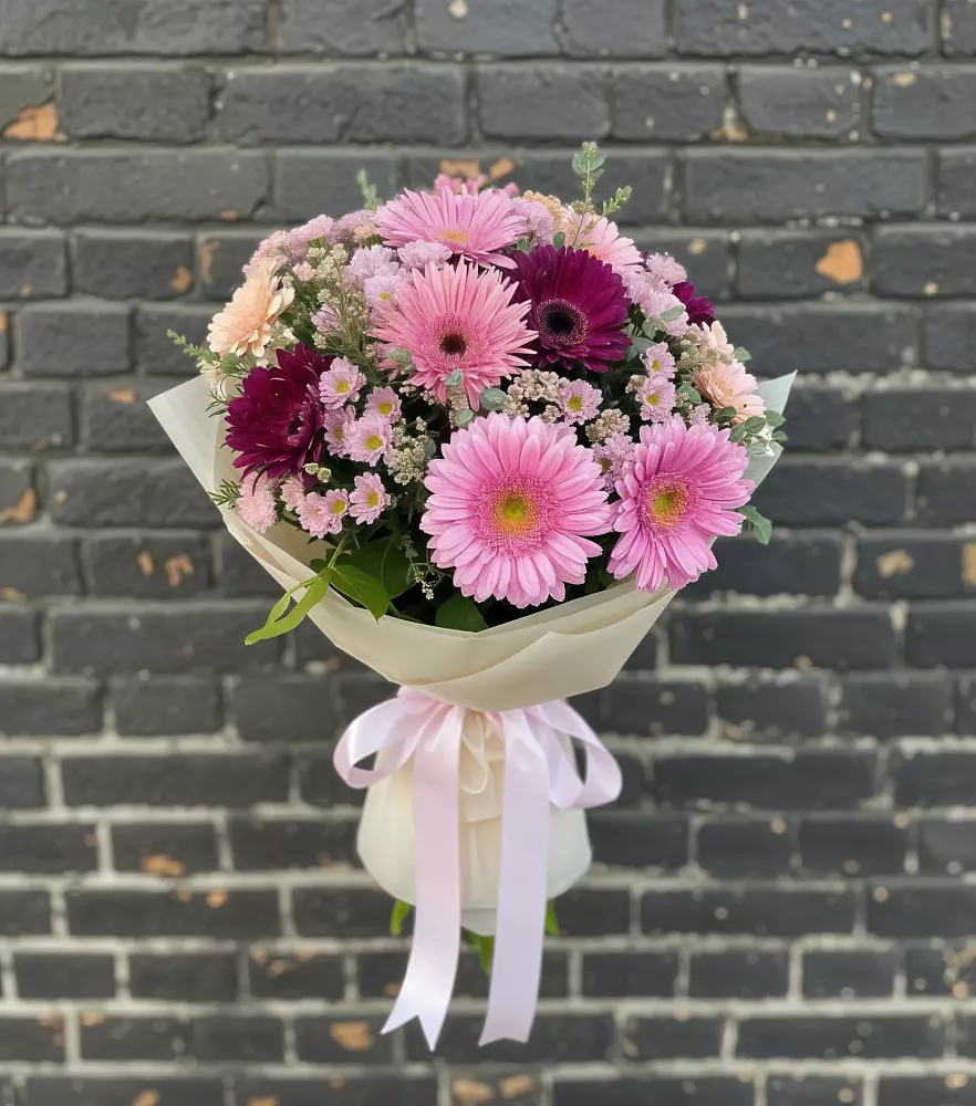 Букет цветов из: Герберы и Хризантемы в Шипицыно