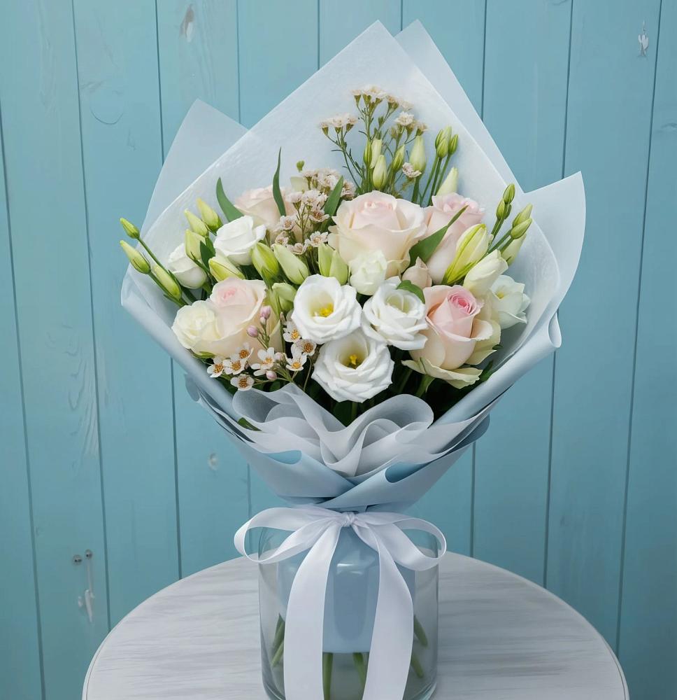 Букет цветов из: Розы и Лизиантусы в Шипицыно