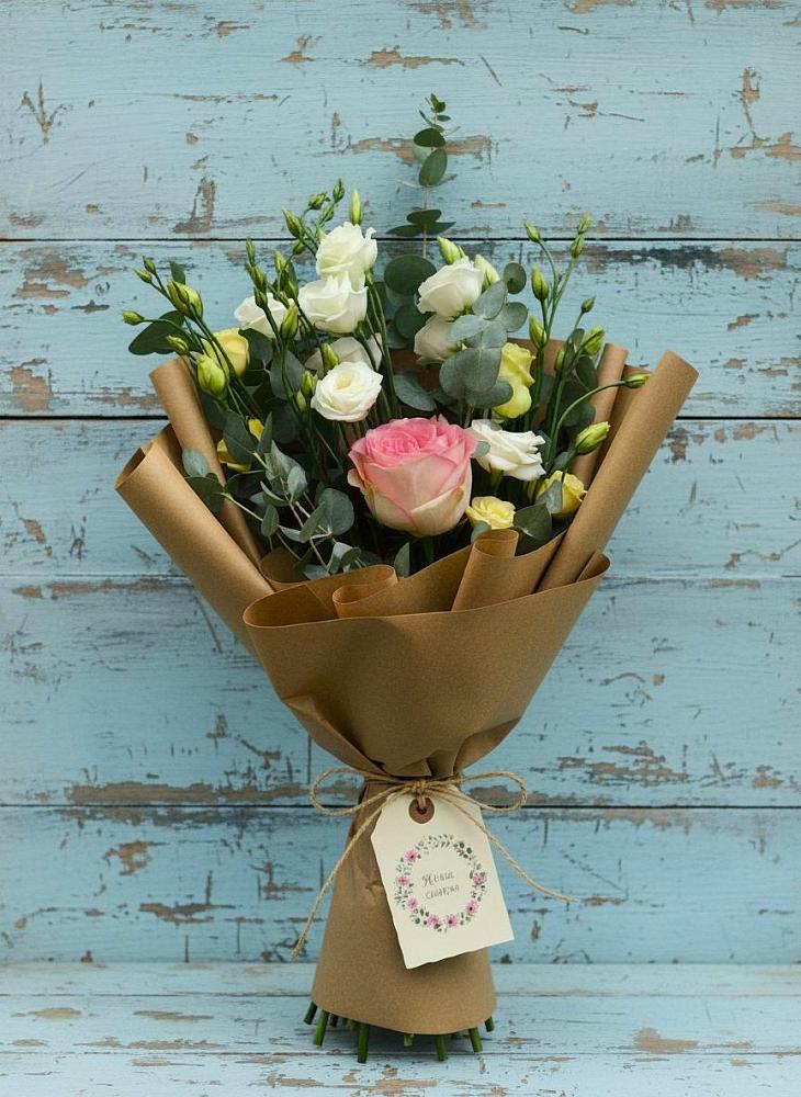 Букет цветов из: Розы и Лизиантусы в Шипицыно