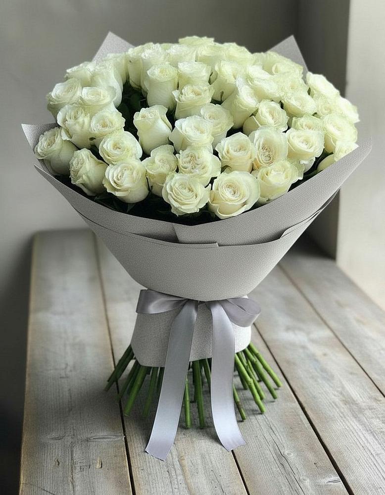 Букет 35 Белых роз в Шипицыно