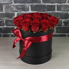 Цветочная композиция из Розы в шляпной коробке #REPLACE_PRED# Шипицыно
